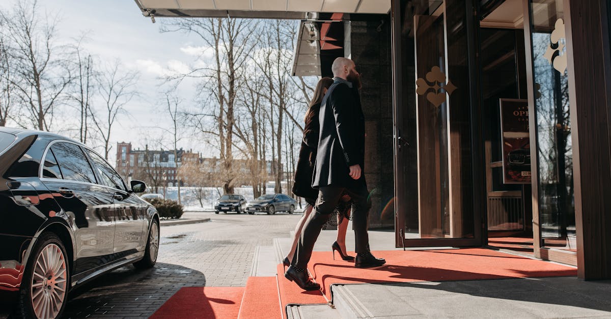 Luxe Weekendje Weg: Ontsnap aan Drukte Schiphol Deze Zomer 🌍✨